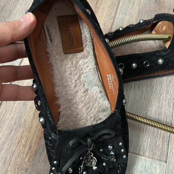 Coach Roccasin Slip On Black Studded Fringe Suede size 8.5 B EUR 39 - Picture 15 of 16